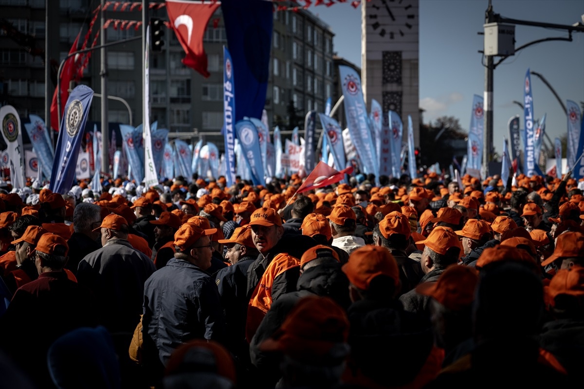 TÜRK-İŞ\'ten Vergi Düzenlemesi Talepleri