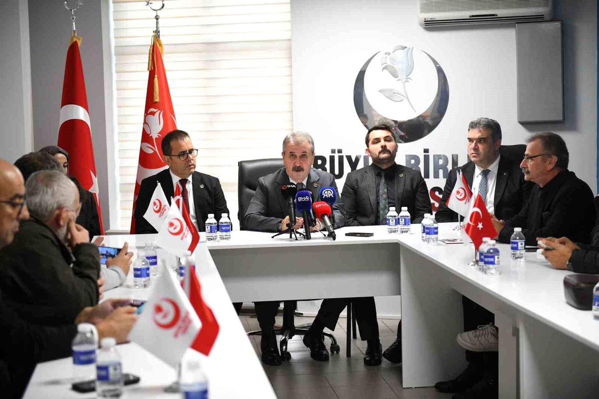 Destici\'den FETÖ ve Yenidoğan Çetesi Açıklamaları