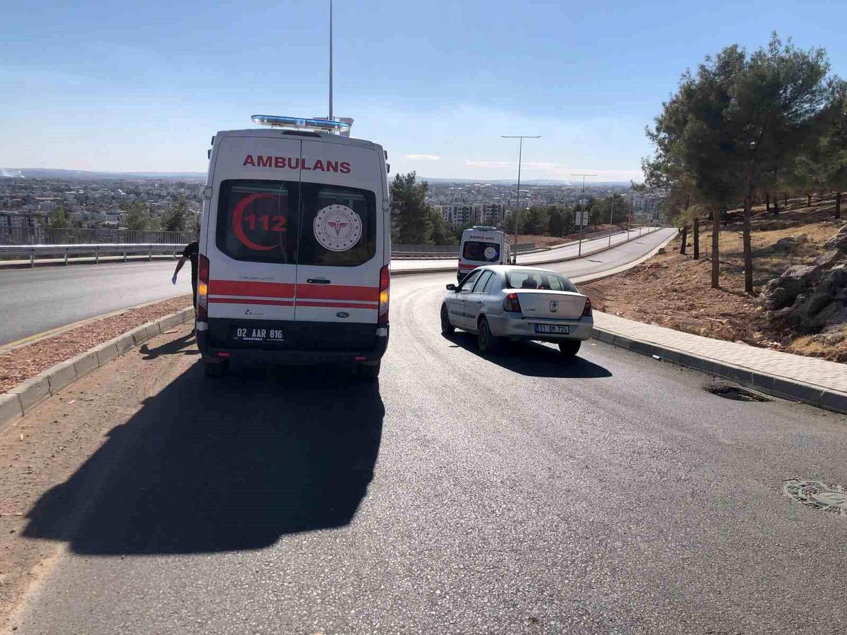 Adıyaman\'da Motosiklet Kazası: 2 Yaralı