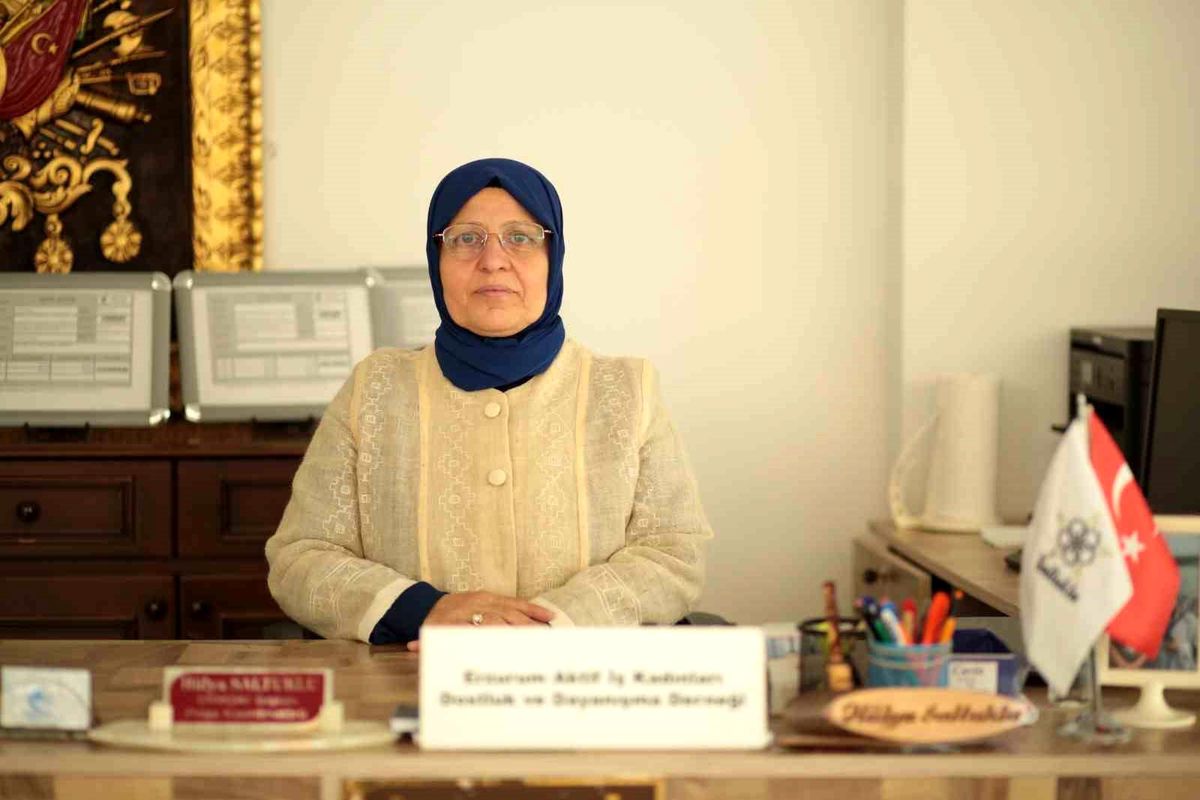 Hülya Saltuklu\'dan Ehram Tepkisi