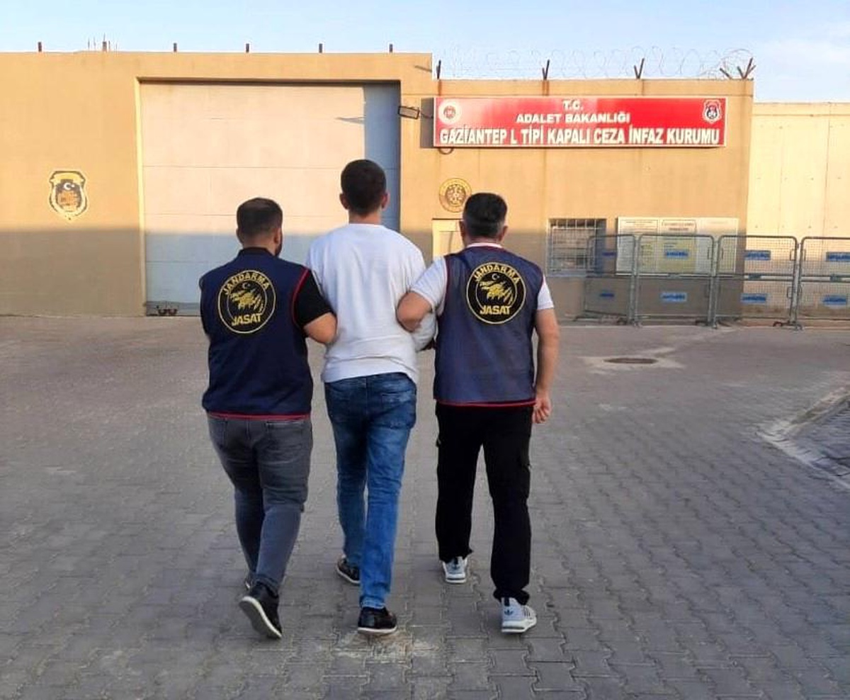 Firari Suçlu Gaziantep\'te Yakalandı