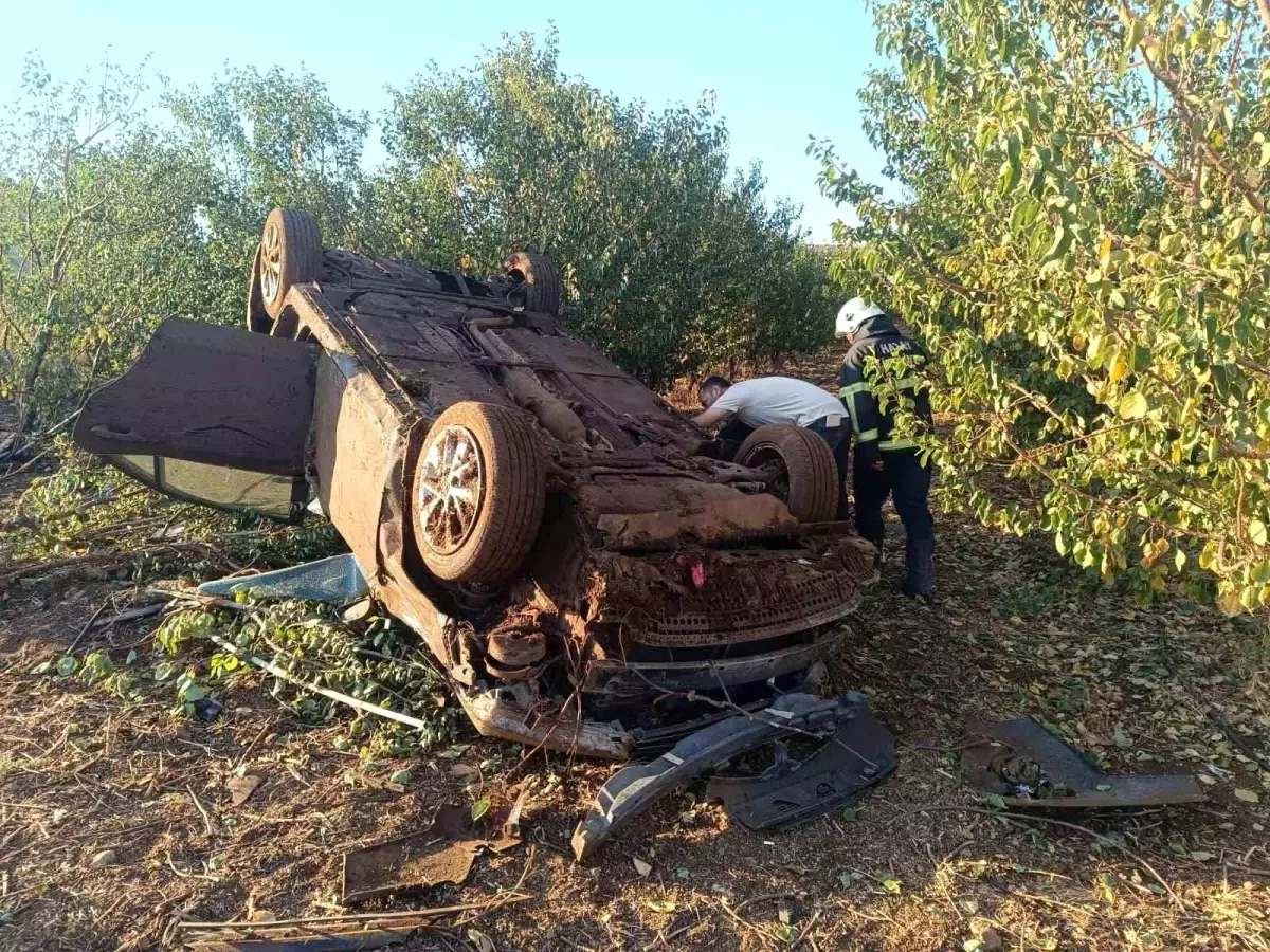 Hatay\'da Uçan Otomobilin Sürücüsü Yaralandı