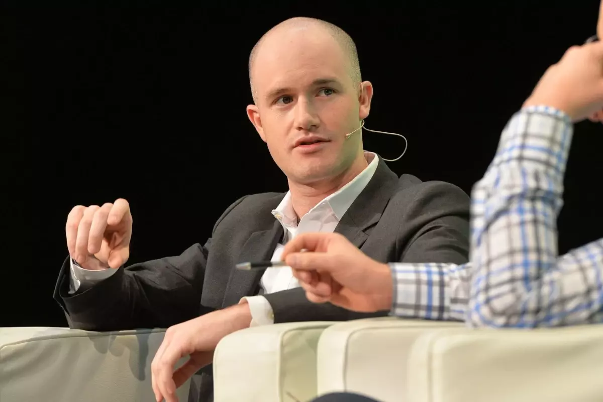 Kripto borsası Coinbase CEO\'su Armstrong ABD seçimlerinde tercihini açıkladı