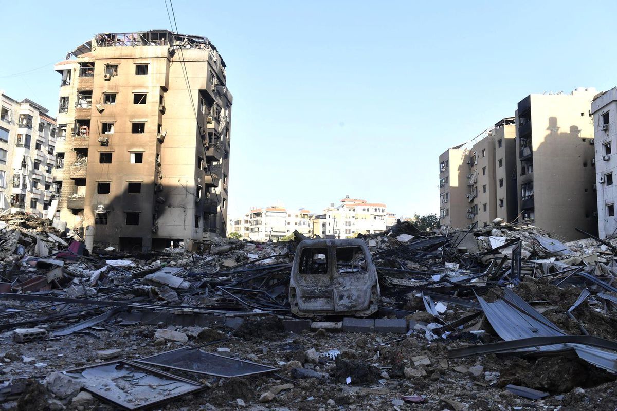 İsrail\'in Bombardımanı Lübnan\'da Yıkım Yarattı