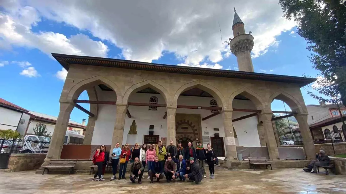 Sakarya Fotoğrafçılar Topluluğu, Osmaneli\'nin Tarihi Güzelliklerini Keşfetti