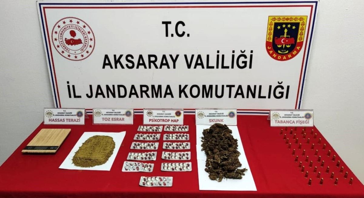 Aksaray\'da Uyuşturucu Operasyonu: 2 Şüpheli Tutuklandı