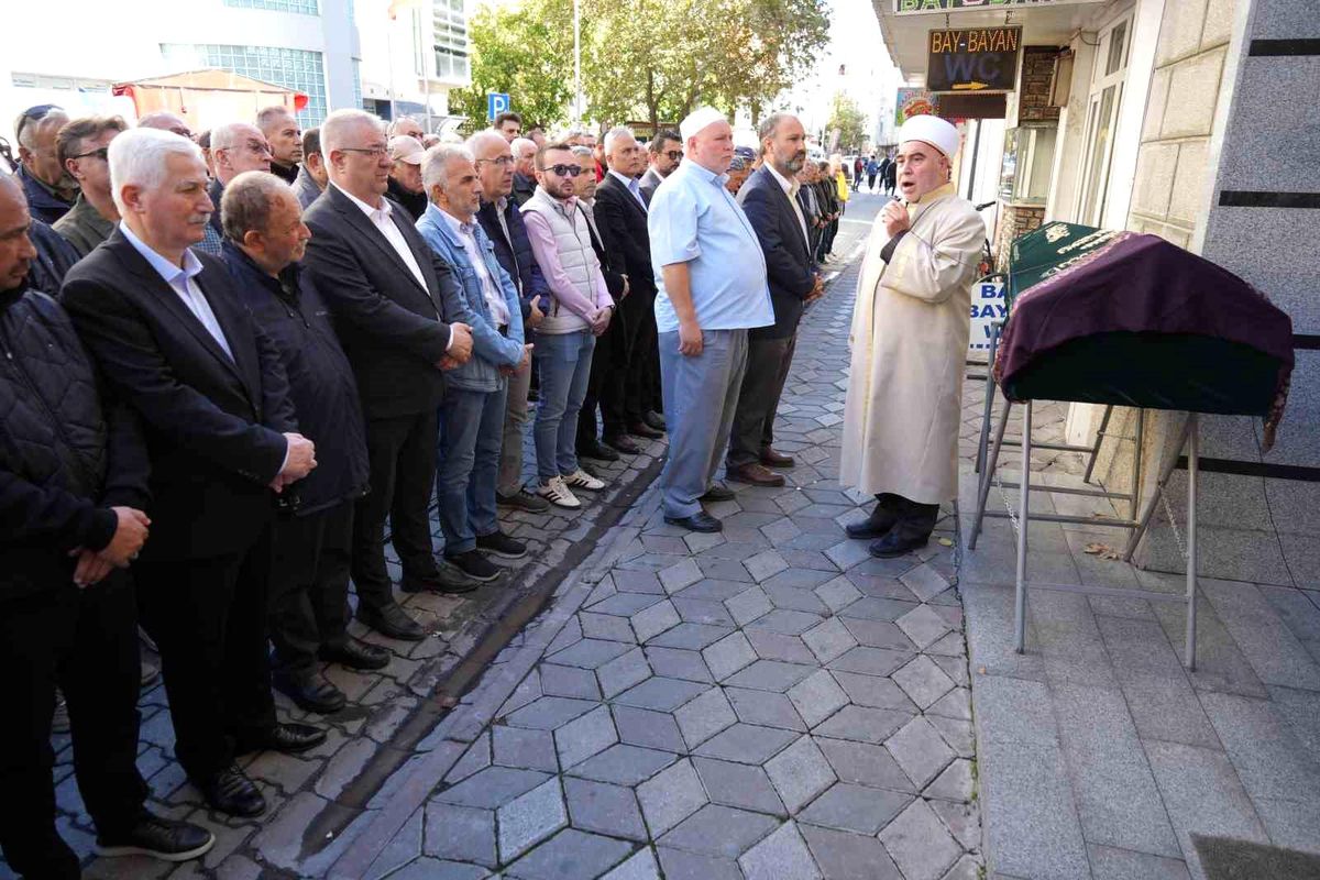 Kaza Sonrası Hayatını Kaybeden Hafize Çimen Son Yolculuğuna Uğurlandı