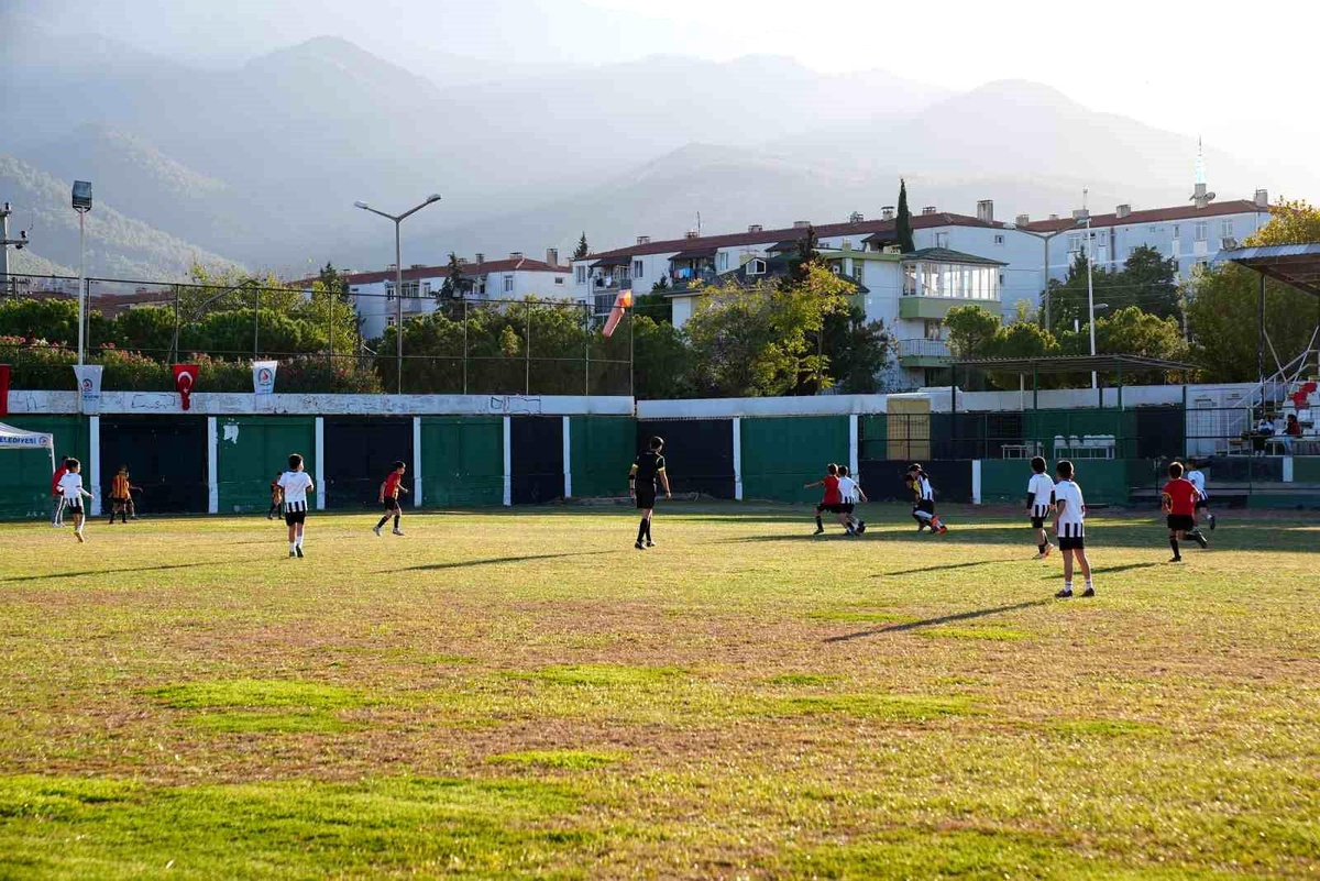 Denizli\'de Cumhuriyet Haftası Futbol Turnuvası Başladı