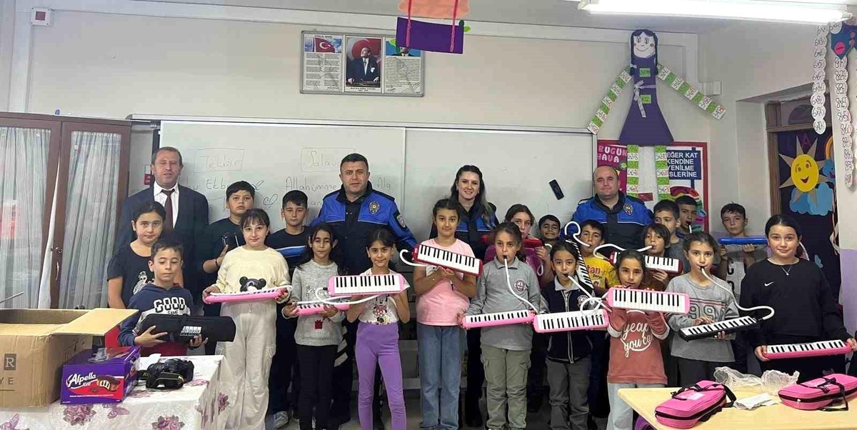 Çocuklara Müzik Kursu ile Zararlı Alışkanlıklara Dikkat!