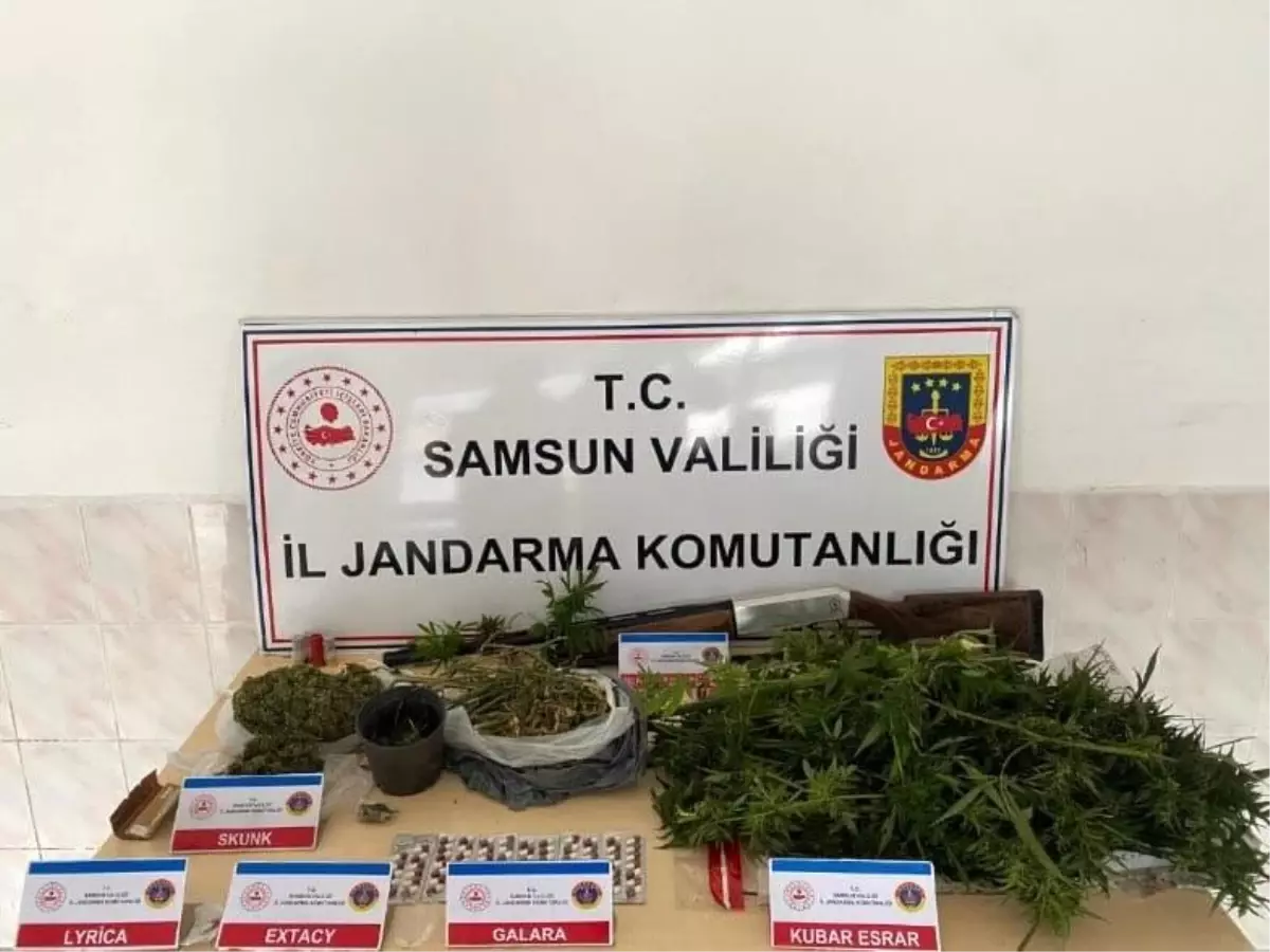 Samsun\'da Uyuşturucu Operasyonu: 2 Gözaltı