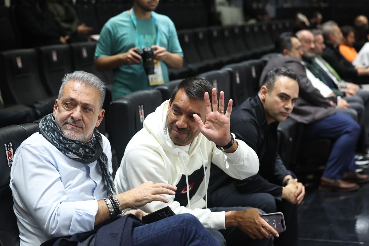 Beşiktaş, Joventut\'u Yendi
