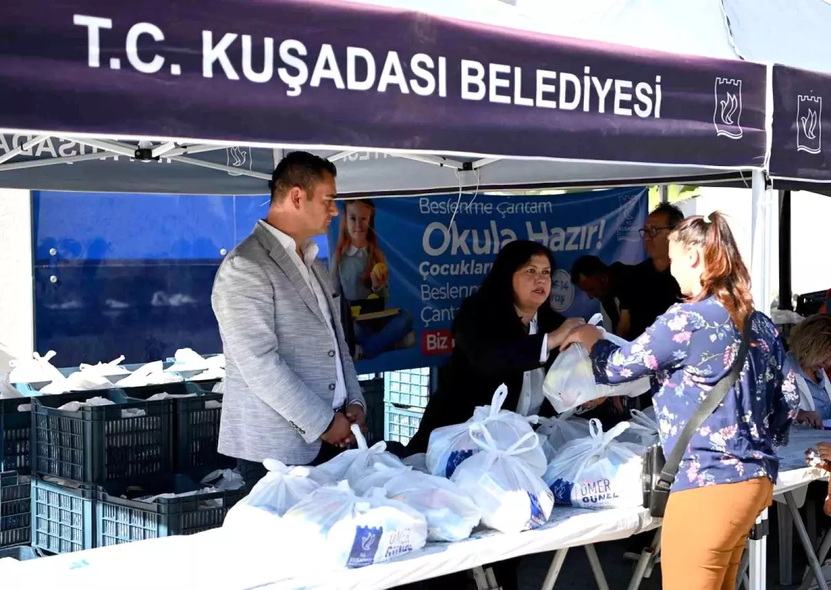 Kuşadası Belediyesi, İhtiyaç Sahibi Çocuklar İçin Beslenme Desteğine Devam Ediyor