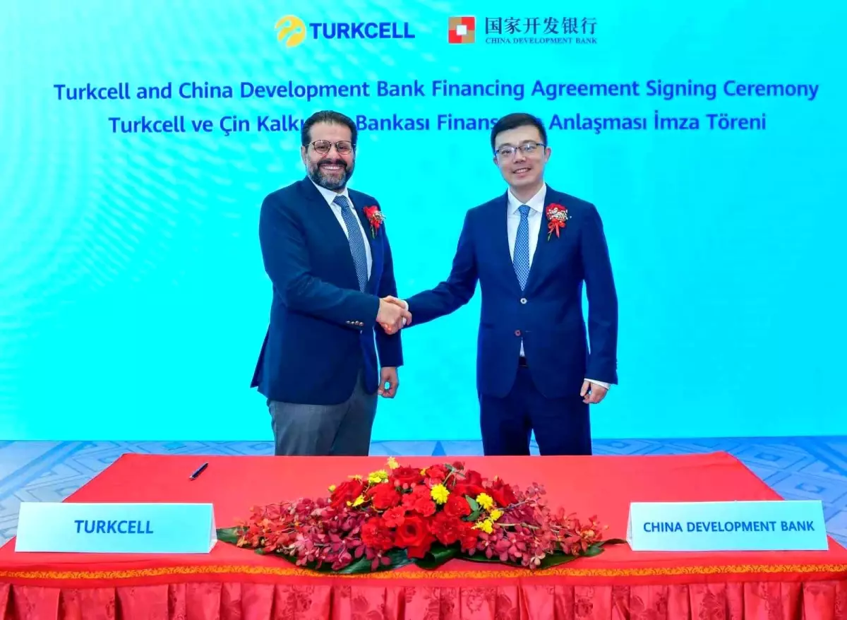 Turkcell, 1,23 milyar Yuan\'lık kredi anlaşmasını imzaladı