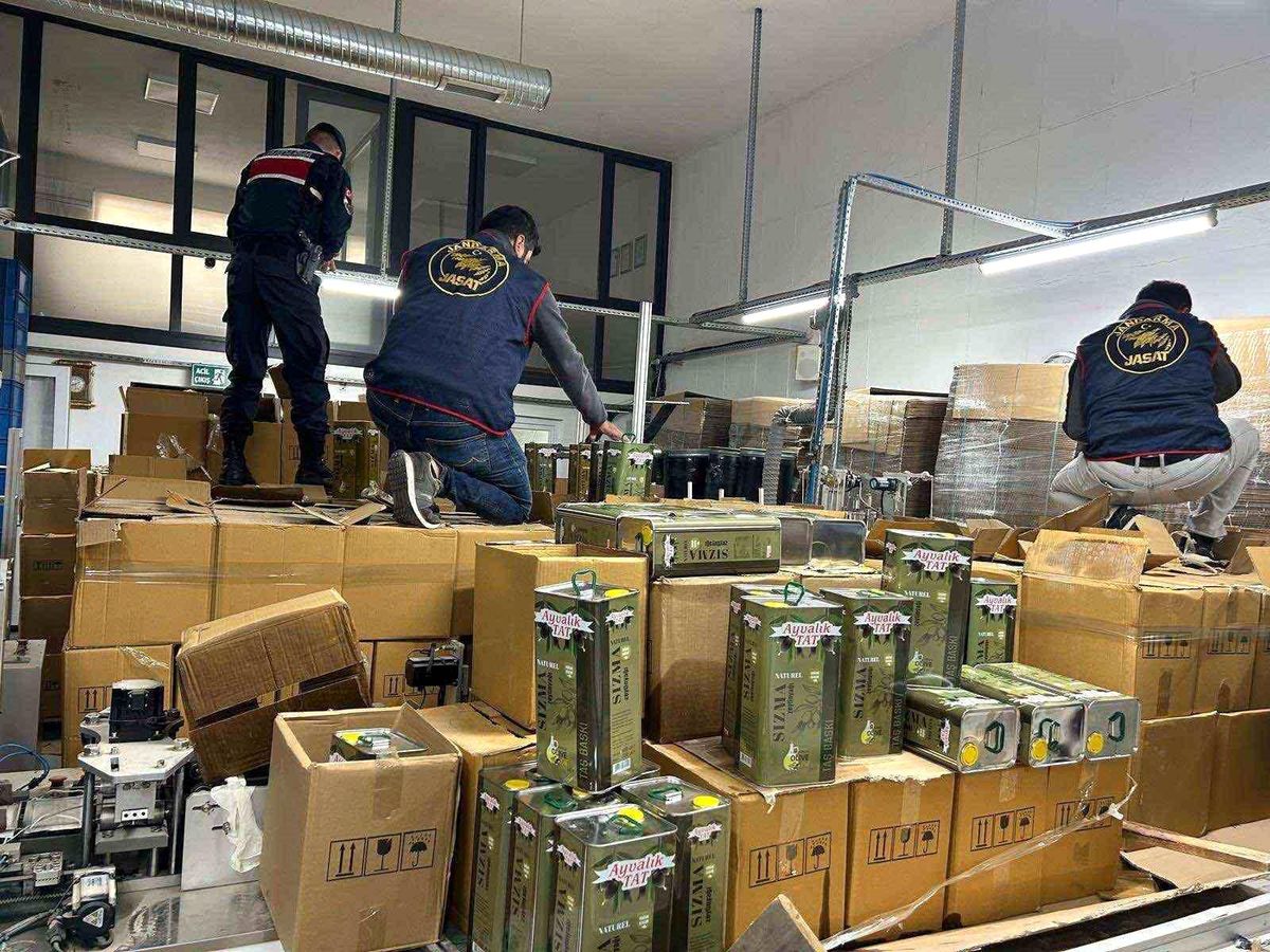 Yalova\'da 33 ton sahte zeytinyağı ele geçirildi