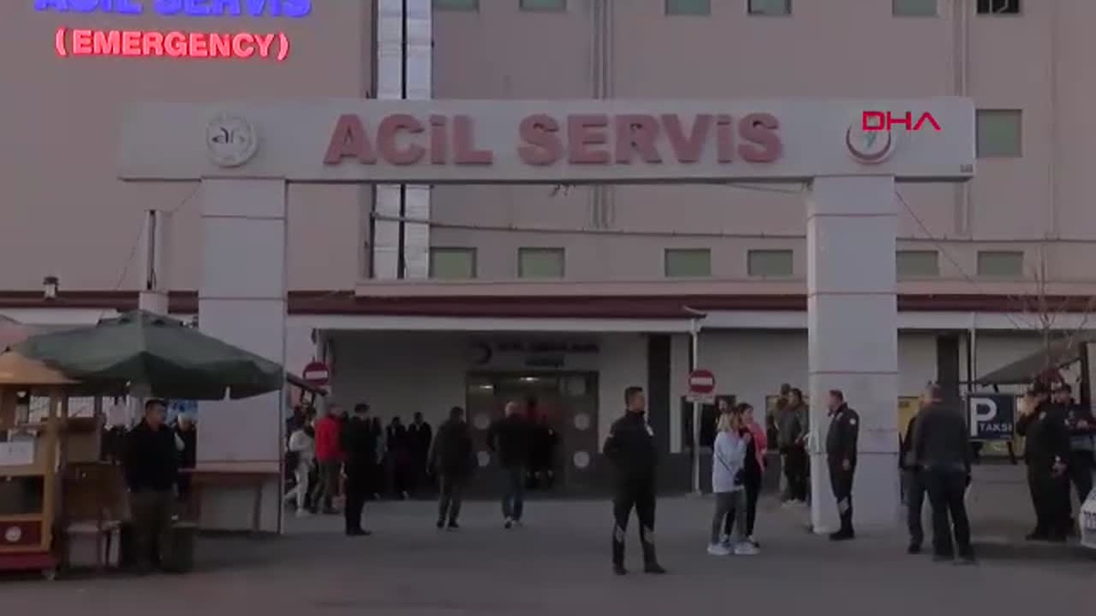 Yenimahalle Hastanesi\'ne Yaralılar Geliyor