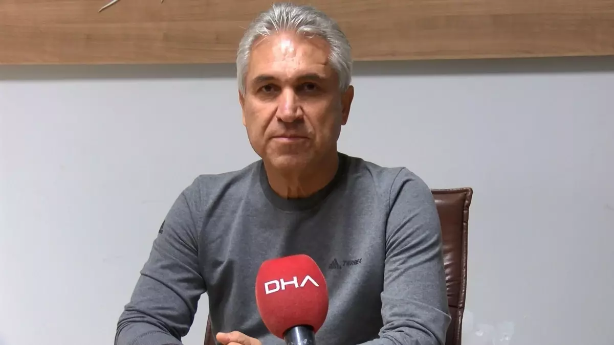 Bursa\'da Gölbaşı Barajı Kurudu