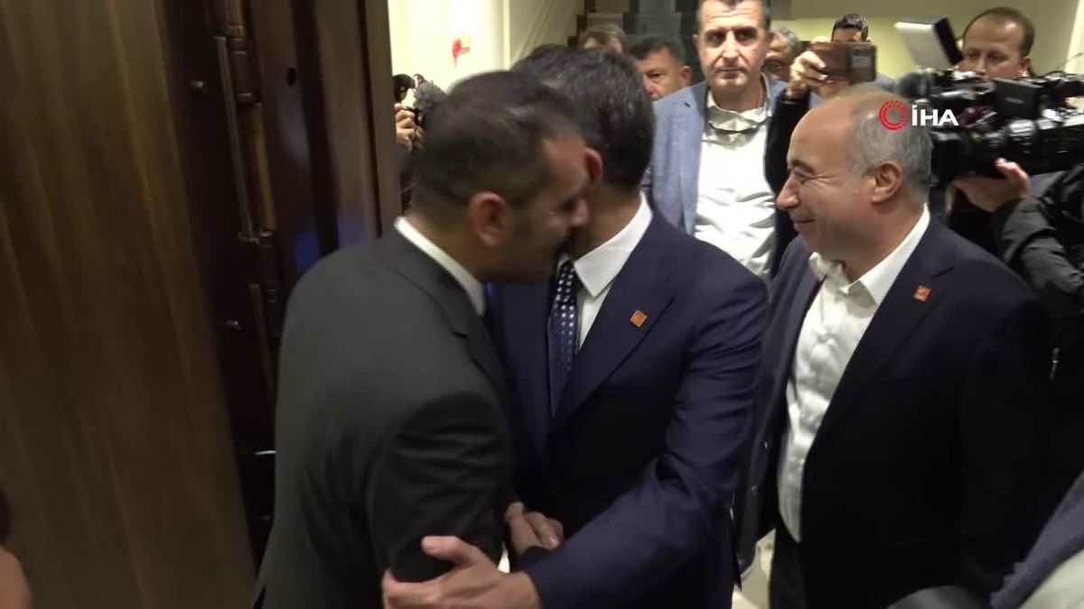 CHP Genel Başkanı Özel: "Bu saldırıyı görünce insanın aklına buradaki zamanlamanın ne kadar dikkat çekici olduğunu da düşünmeden geçemiyor"