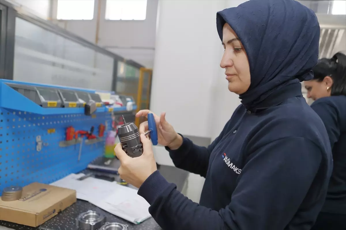 Kadınlar Sanayide Ezber Bozuyor