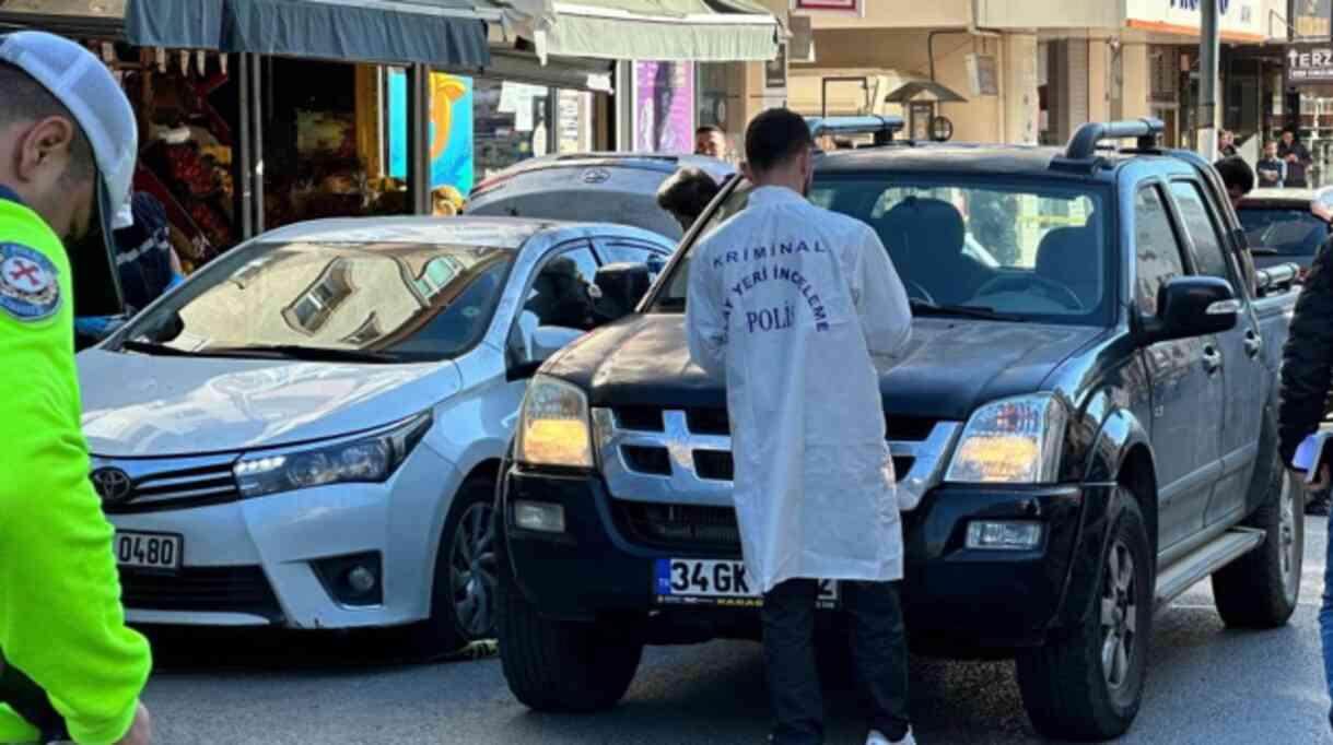 Emekli asker ve oğlu, polise çekiçle saldırdı! Ölü ve yaralılar var