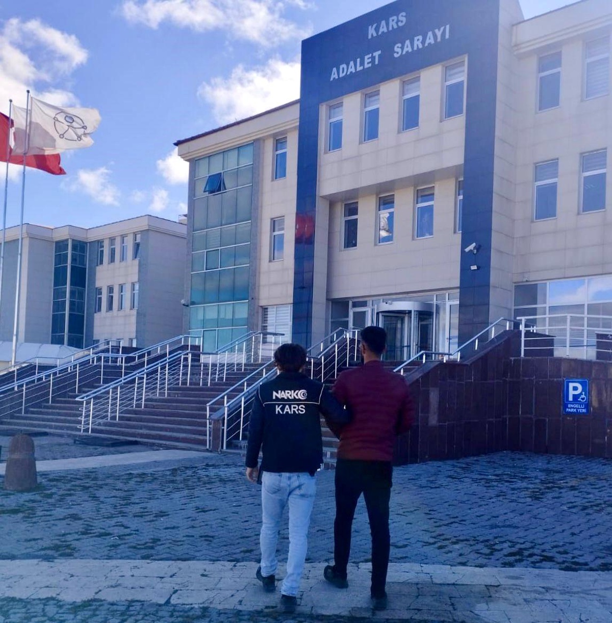 Kars\'ta Uyuşturucu Operasyonu
