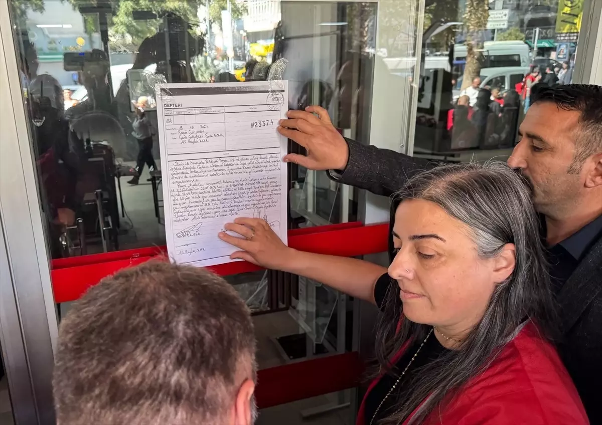 Karşıyaka Belediyesi\'nde Grev Kararı