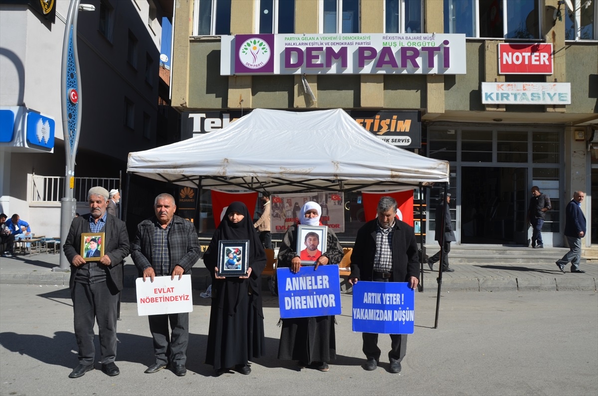 Muş\'ta Çocuklar İçin Eylem Sürüyor