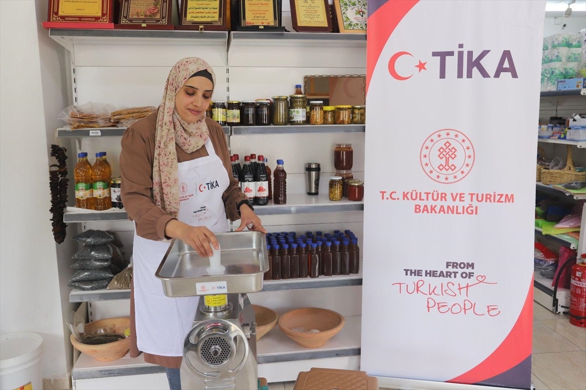 TİKA\'dan Filistinli Kadınlara Ekipman Desteği