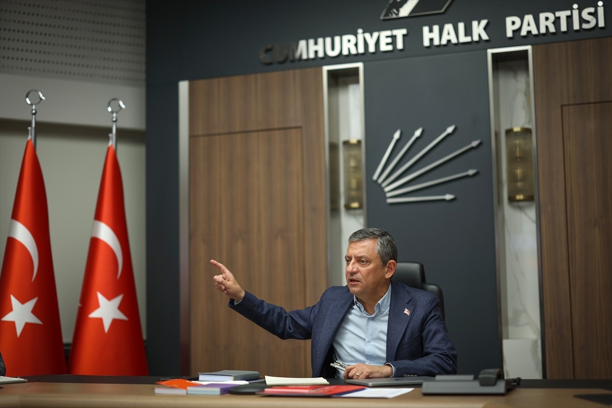 Özgür Özel: Korkmamalıyız, Teröre Karşı Dimdik Durmalıyız