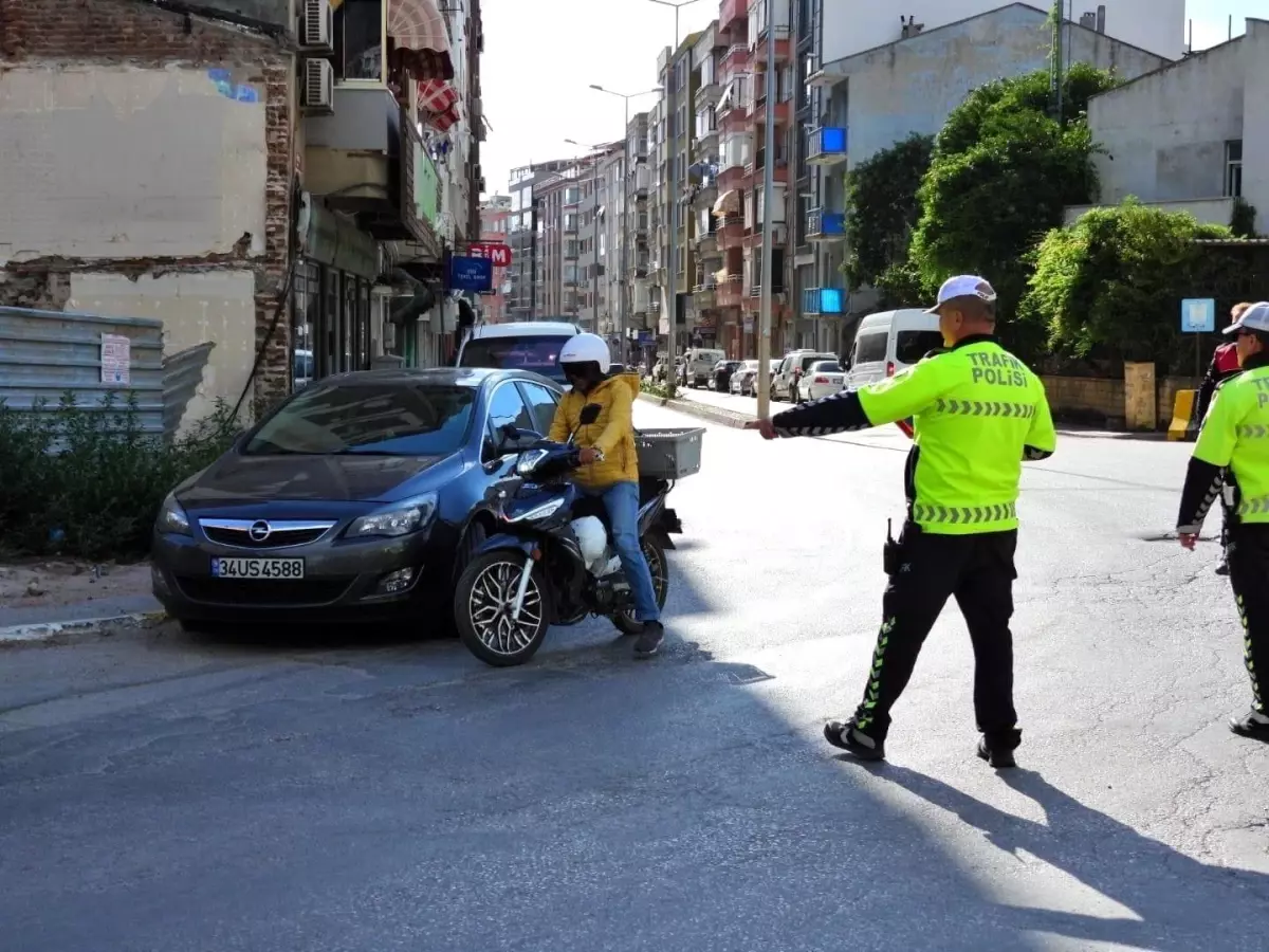 Erdek\'te Motosiklet Denetimi