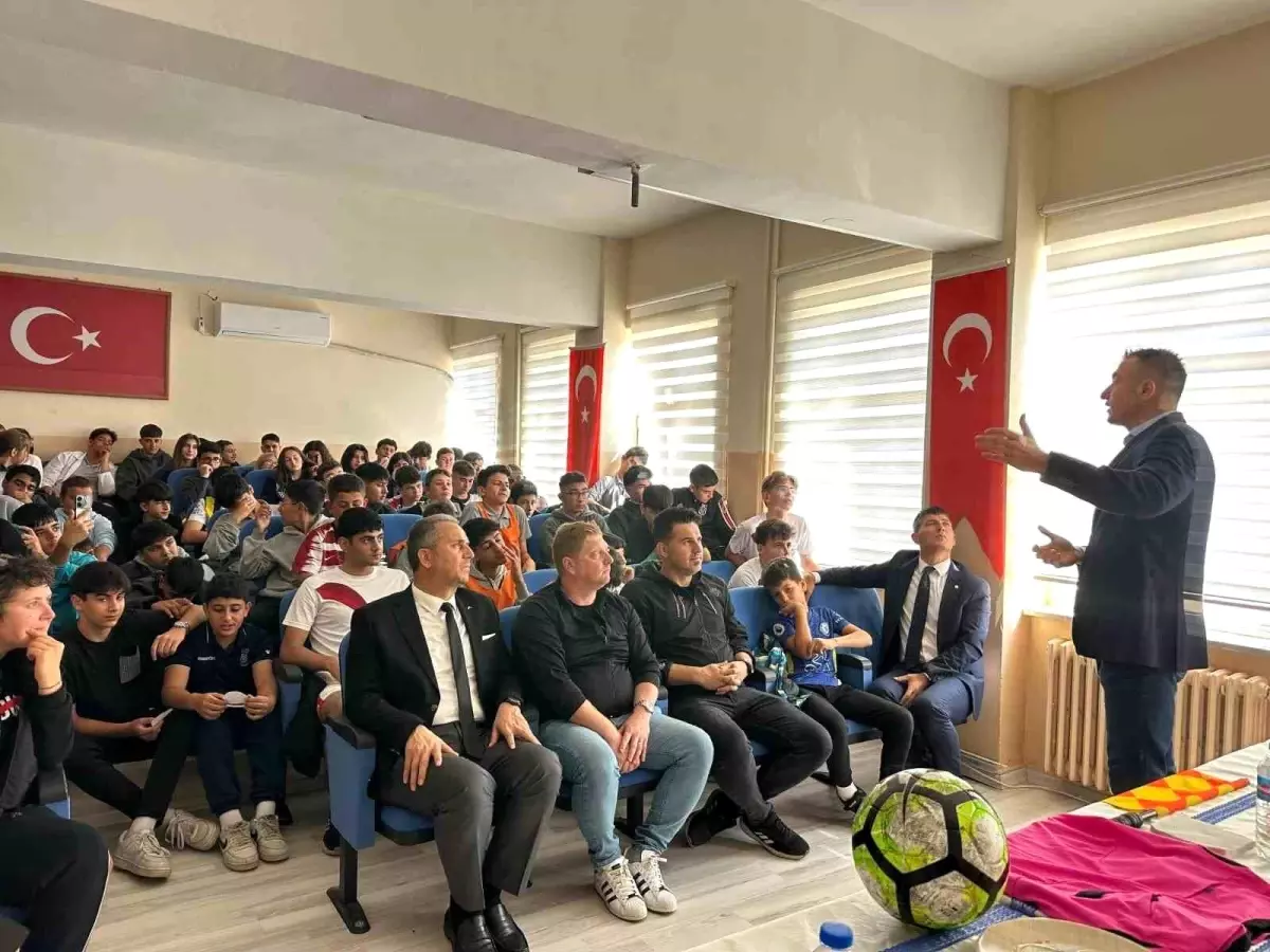 Eski FIFA hakemi Göçek Tekirdağ Muratlı\'da