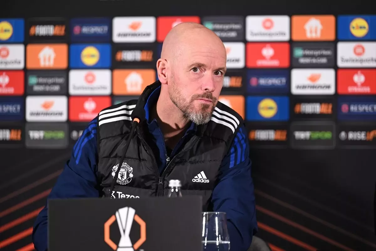 Erik ten Hag: Fenerbahçe\'yi yenmeliyiz