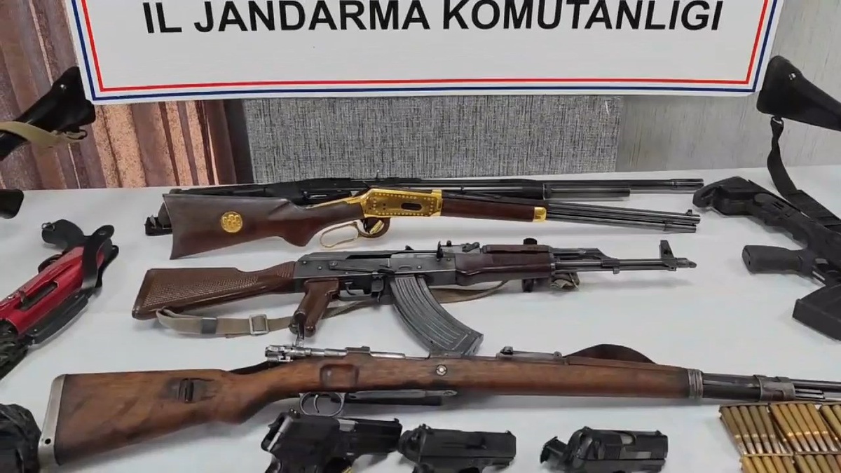 Şanlıurfa\'da Silah Kaçakçılığı Operasyonu