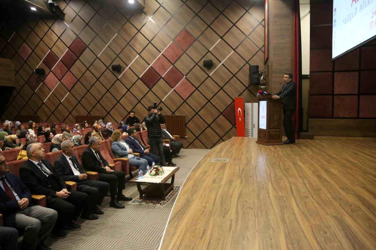 Kastamonu\'da Aile Akademisi Başladı