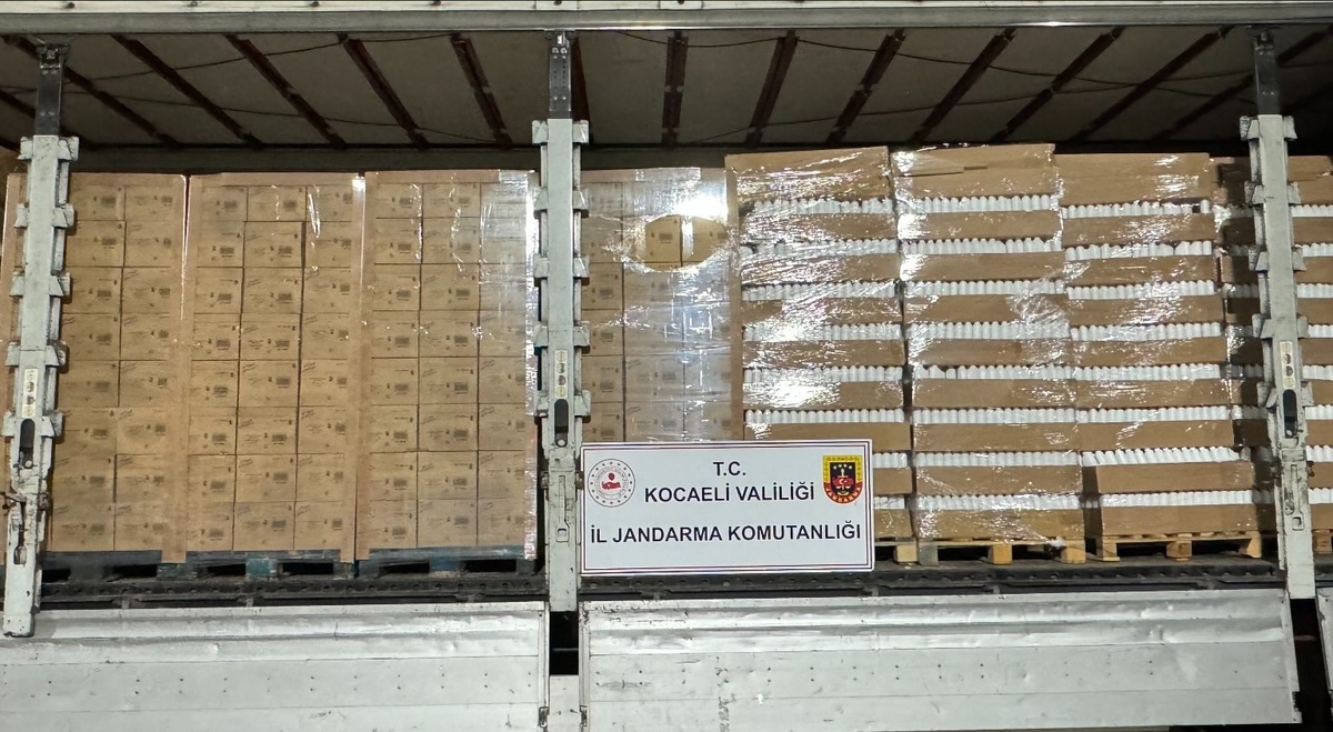 Kocaeli\'de 30 Milyonluk Sahte Şampuan Operasyonu