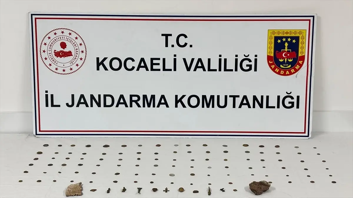 Kocaeli\'de Tarihi Eser Kaçakçılığına Operasyon