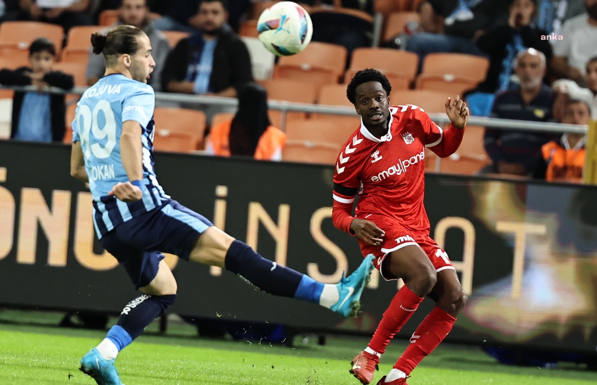 Adana Demirspor, Sivasspor\'a 4-2 Mağlup Oldu