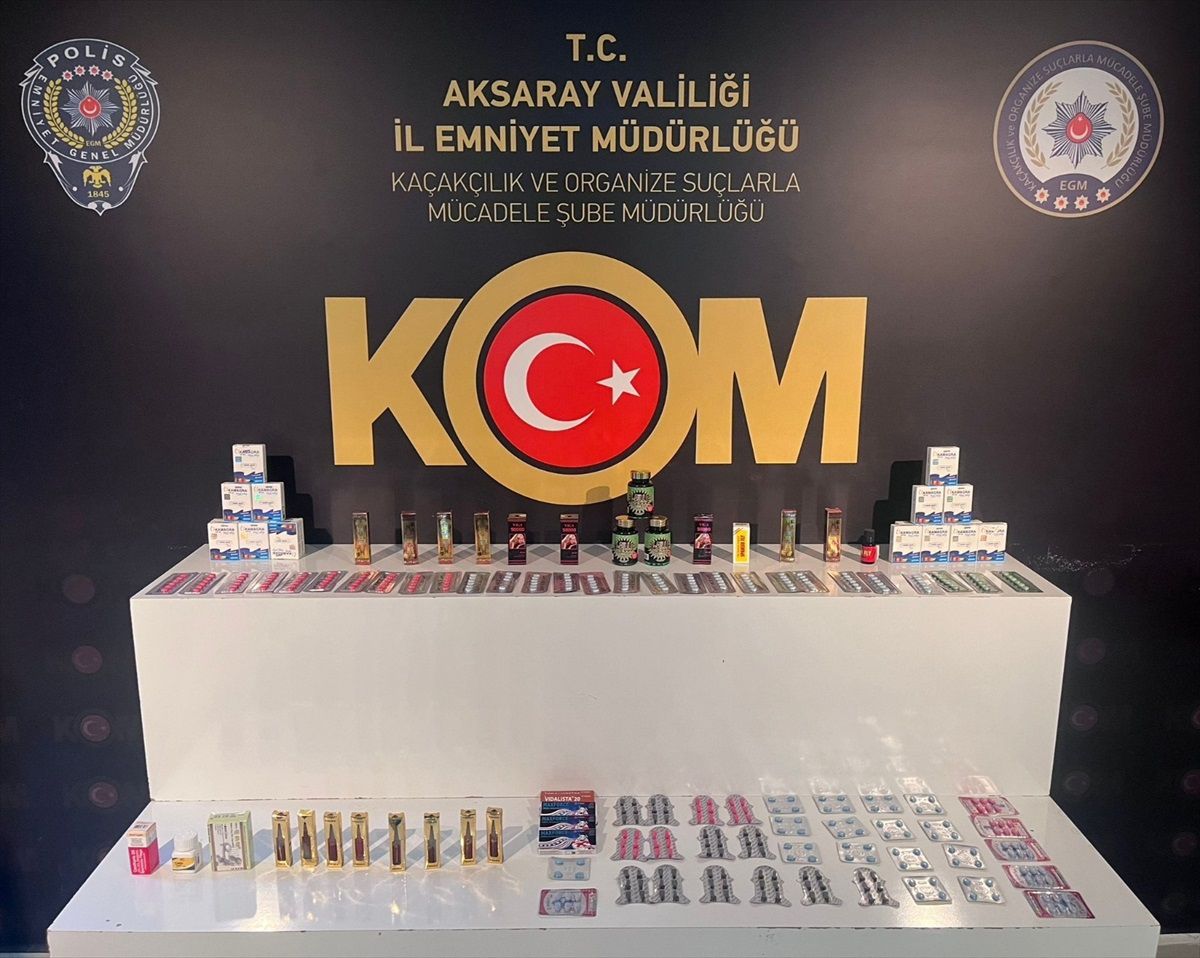 Aksaray\'da 706 Kaçak Cinsel Ürün Ele Geçirildi