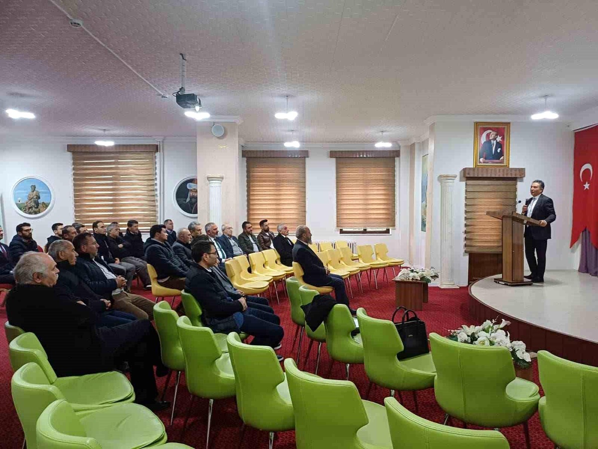 Bayburt\'ta Bilim Fuarları Bilgilendirmesi