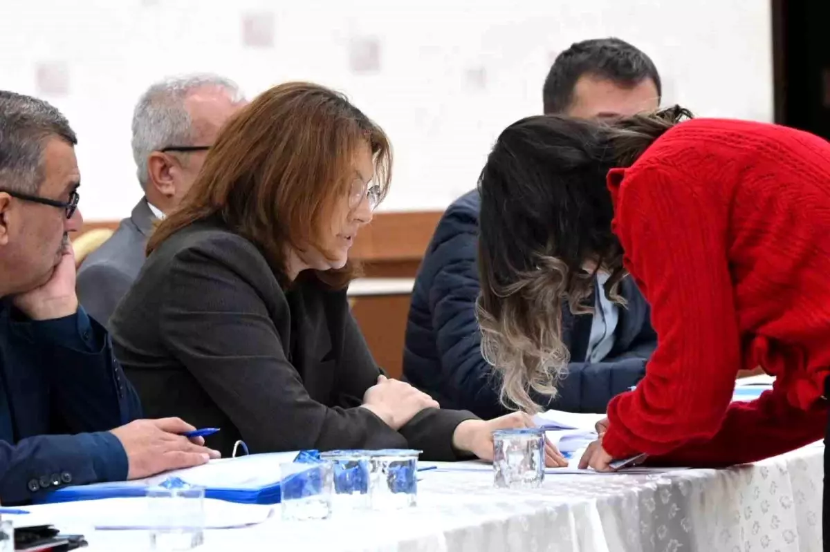 Bozüyük Belediyesi İş Yerlerini Kiralamaya Açtı