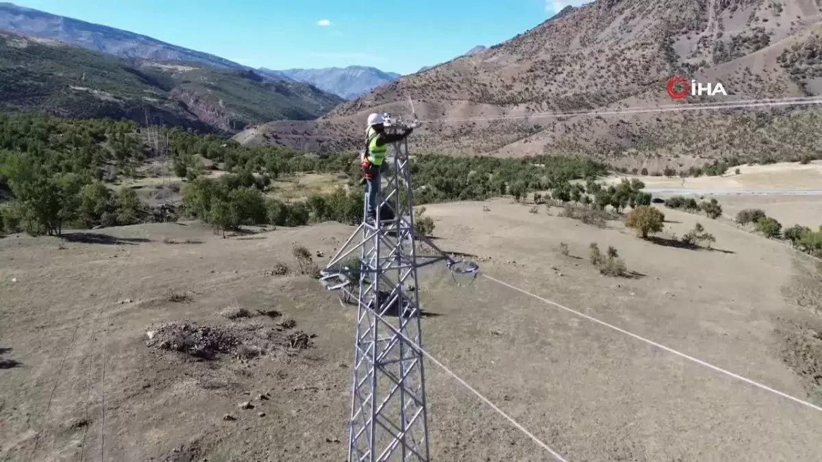 Çatak\'ta Yeni Enerji Hattı Kuruldu