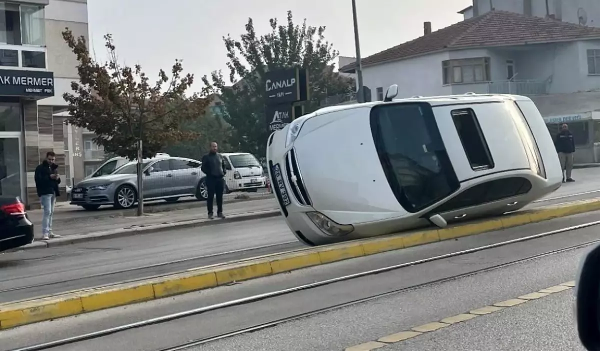 Eskişehir\'de Tramvay Seferleri Aksadı