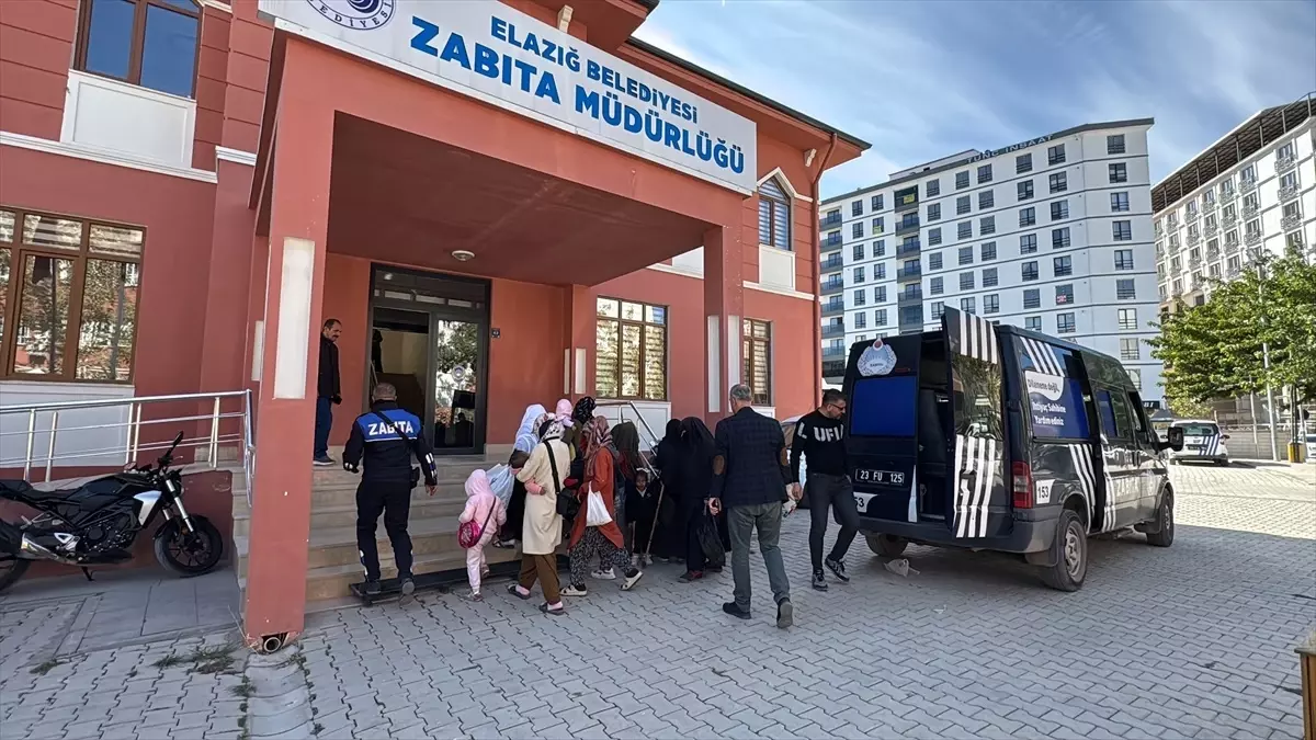 Elazığ\'da Dilenci Operasyonu: 22 Gözaltı