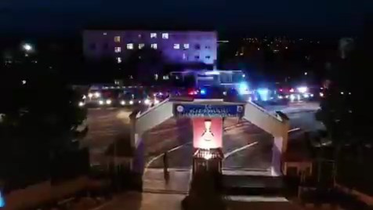 Elazığ\'da Uyuşturucu Operasyonu: 17 Tutuklama