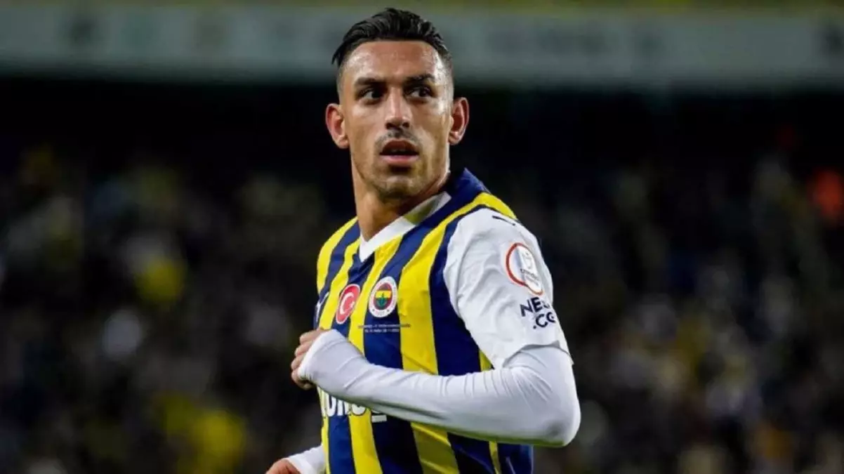 Fenerbahçe\'de taraftarları yıkan İrfan Can Kahveci gelişmesi