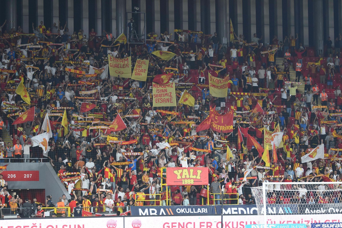 Göztepe, Trabzonspor\'u Ağırlıyor