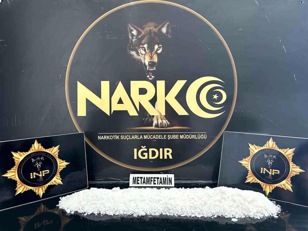 Iğdır\'da Uyuşturucu Operasyonu: 1 kg Metamfetamin Ele Geçirildi