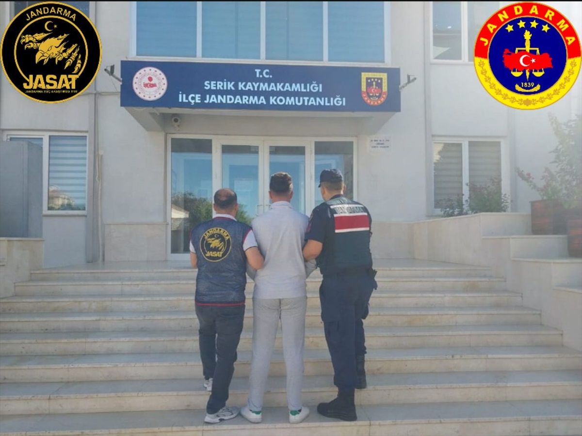 Antalya\'da 215 Suçlu Yakalandı