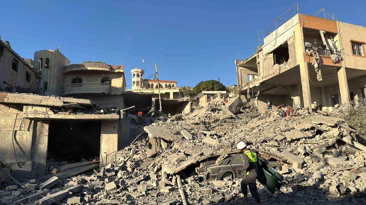 İsrail\'in Lübnan Saldırıları: 12 Ölü, 118 Yaralı