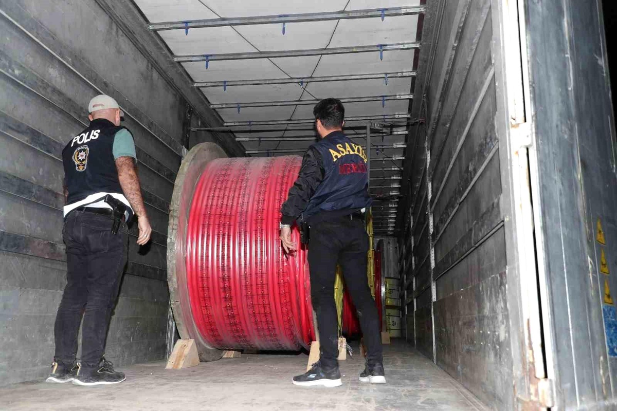 Mersin\'de Dolandırıcılık Operasyonu