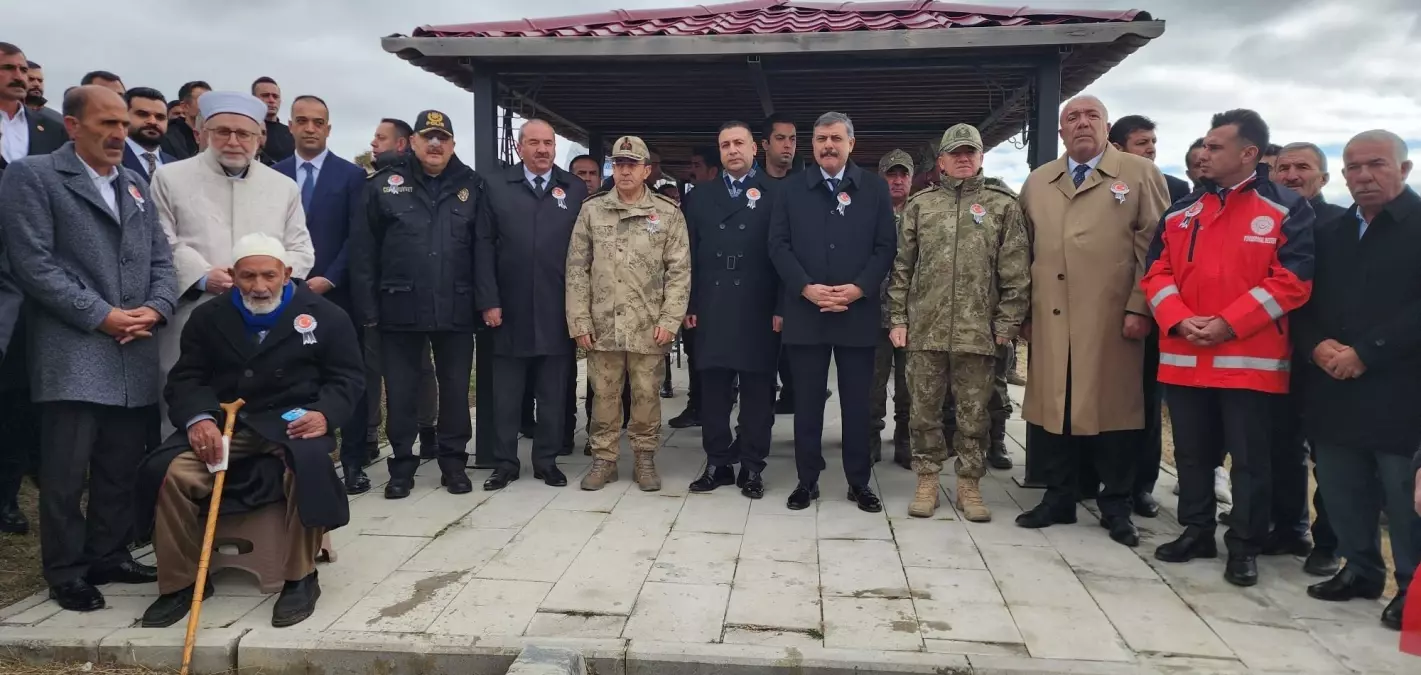 PKK\'nın Yavi\'de 31 yıl önce katlettiği 33 kişi anıldı